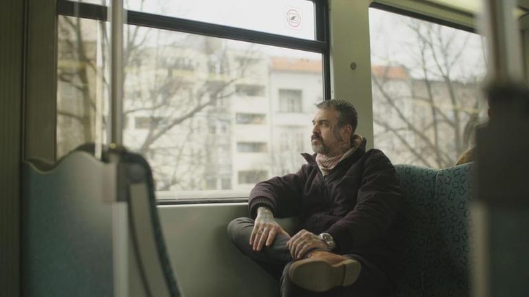 Sascha Bisley erkundet die "Szene Deutschland".