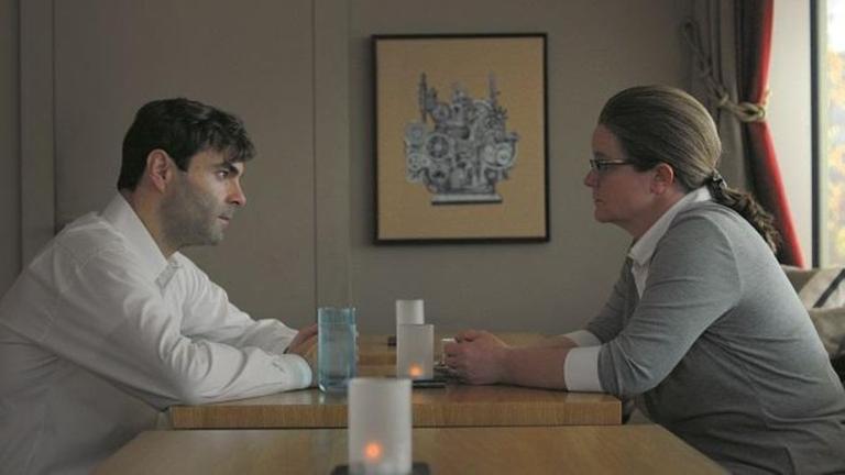 Markus konfrontiert seine Mutter Renate mit seinen Erinnerungen.