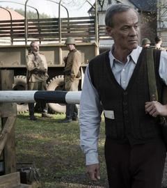 Heiner Lauterbach und Henriette Confurius in "Tannbach"