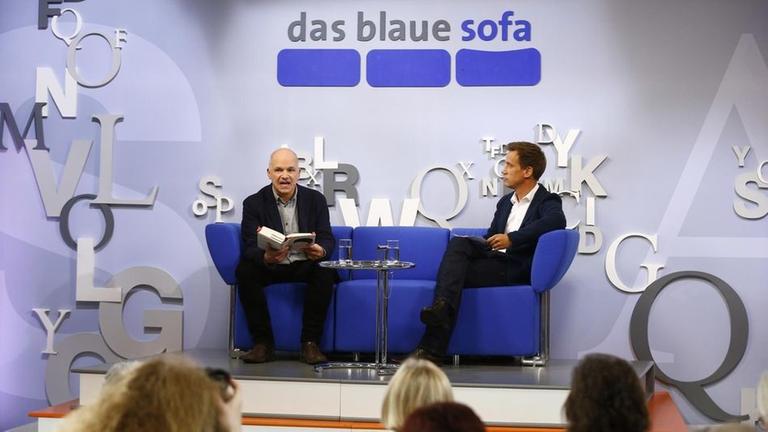 Buchmesse Frankfurt, Blaues Sofa, Frank Witzel (L) und Volker Weidermann am 14.10.2015.