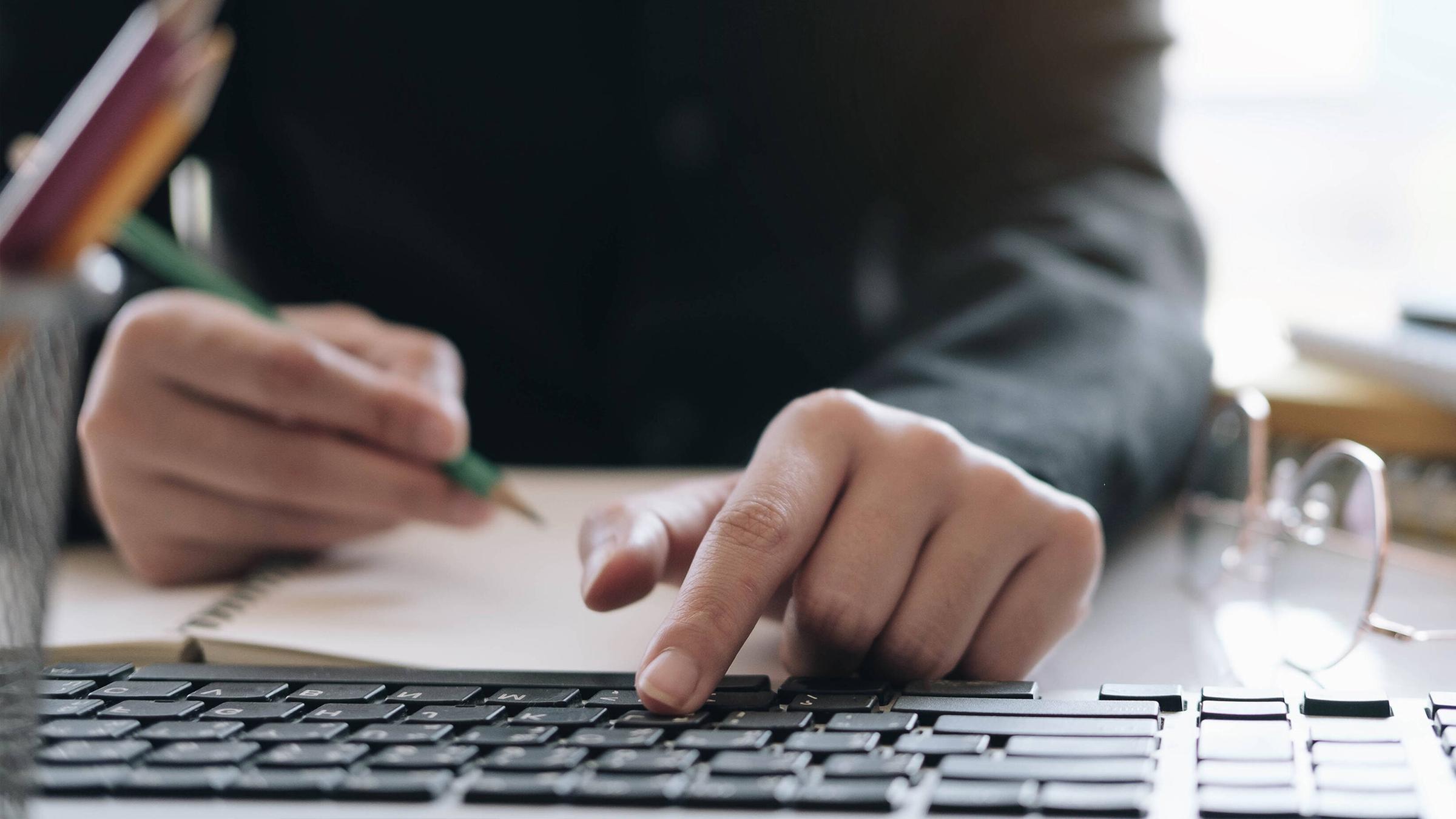 Symbolbild: Büroarbeitsplatz