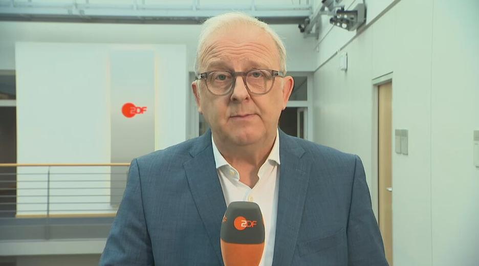 ZDF-Moderator Frank Bethmann erklärt, weie sich Schulden auf Bund und Verbraucher auswirken