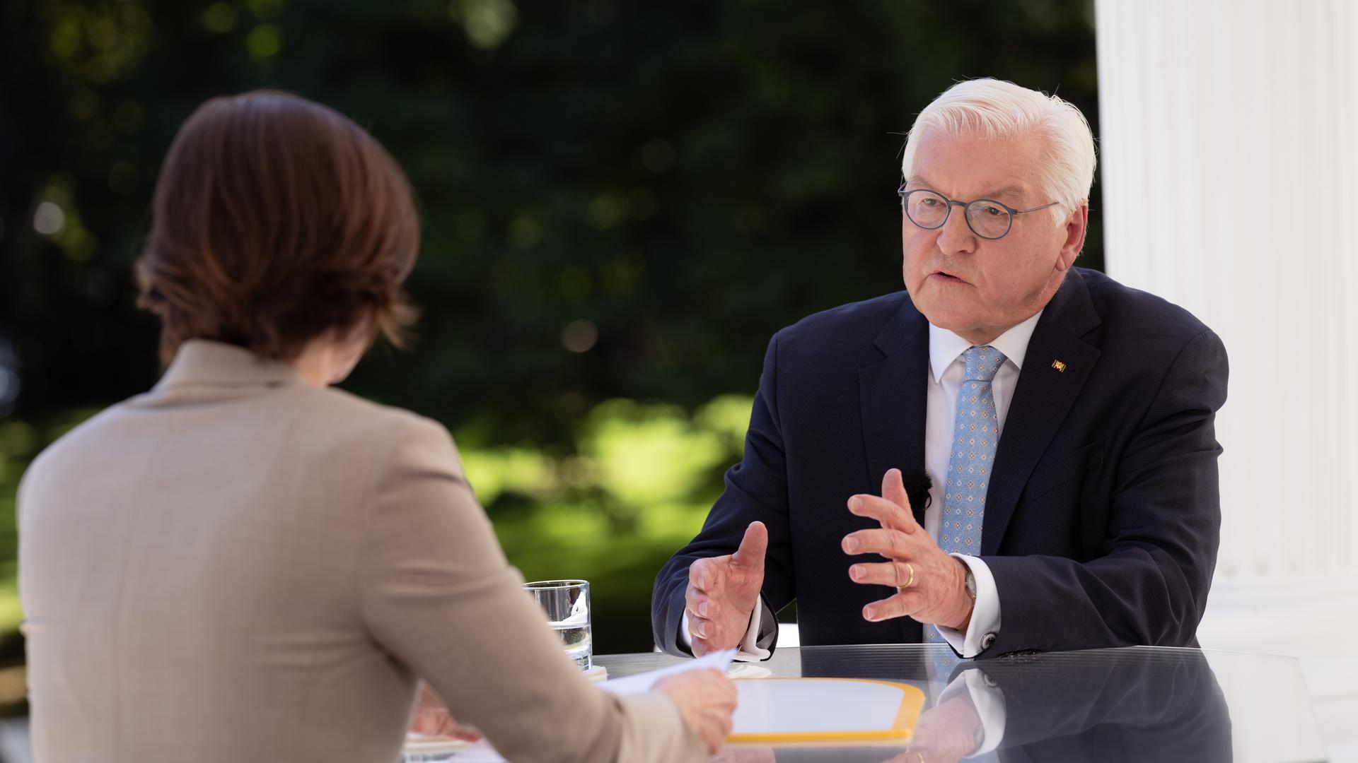 Bundespräsident Frank-Walter Steinmeier im Gespräch mit Diana Zimmermann im Sommerinterview 2026 am 12.07.2026.