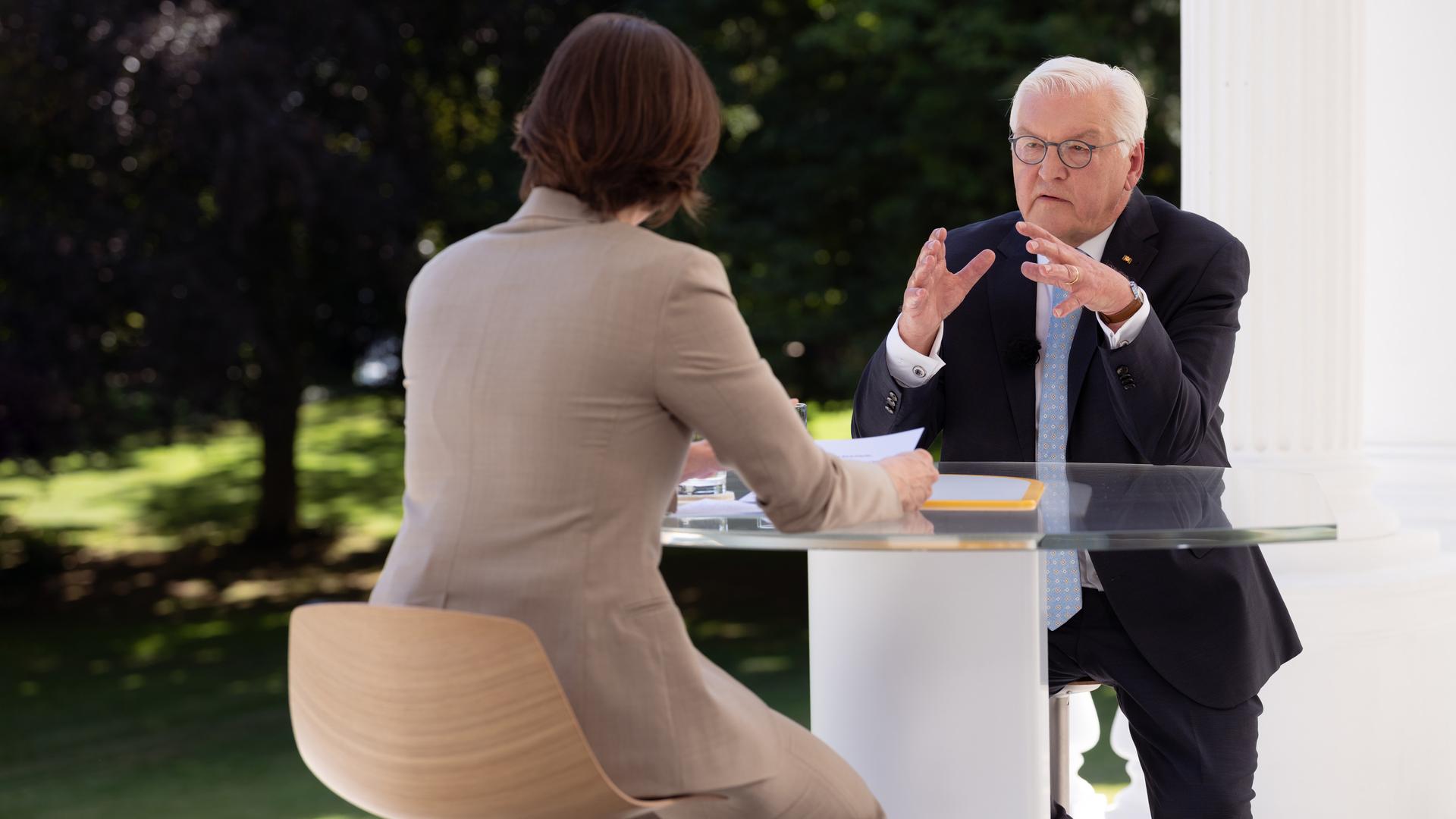Bundespräsident Frank-Walter Steinmeier im Gespräch mit Diana Zimmermann im Sommerinterview 2026 am 12.07.2026.