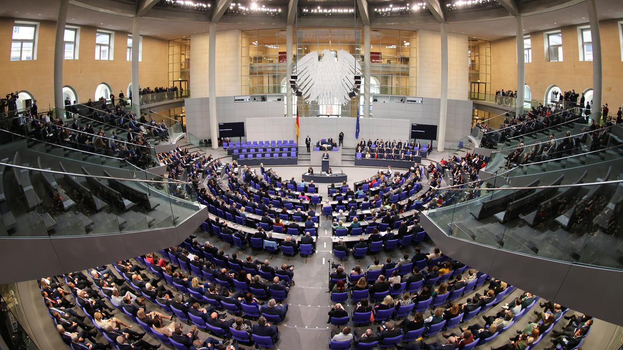 Bewährungsstrafe für Spionage im Bundestag