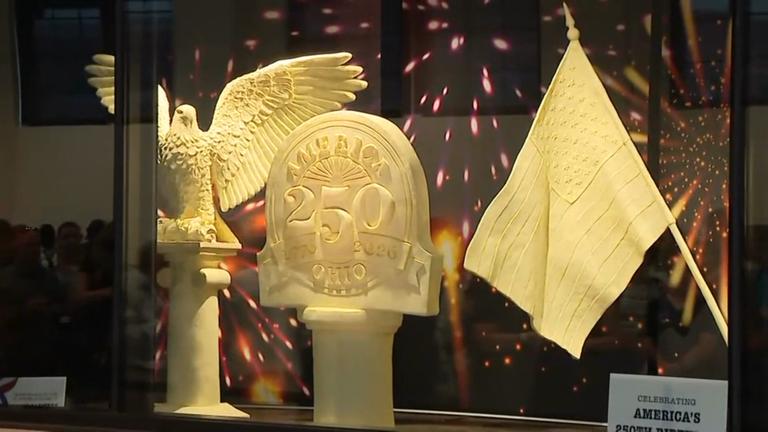 Butterfiguren zeigen US-Symbole in Ohio 