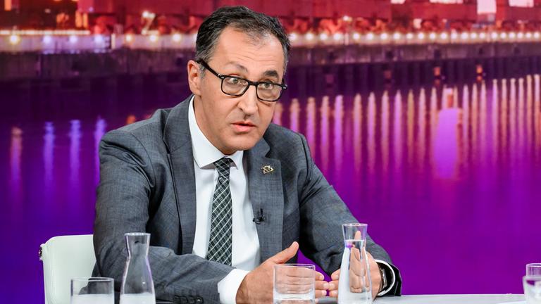 Cem Özdemir bei Maybrit Illner am 10. September 2026