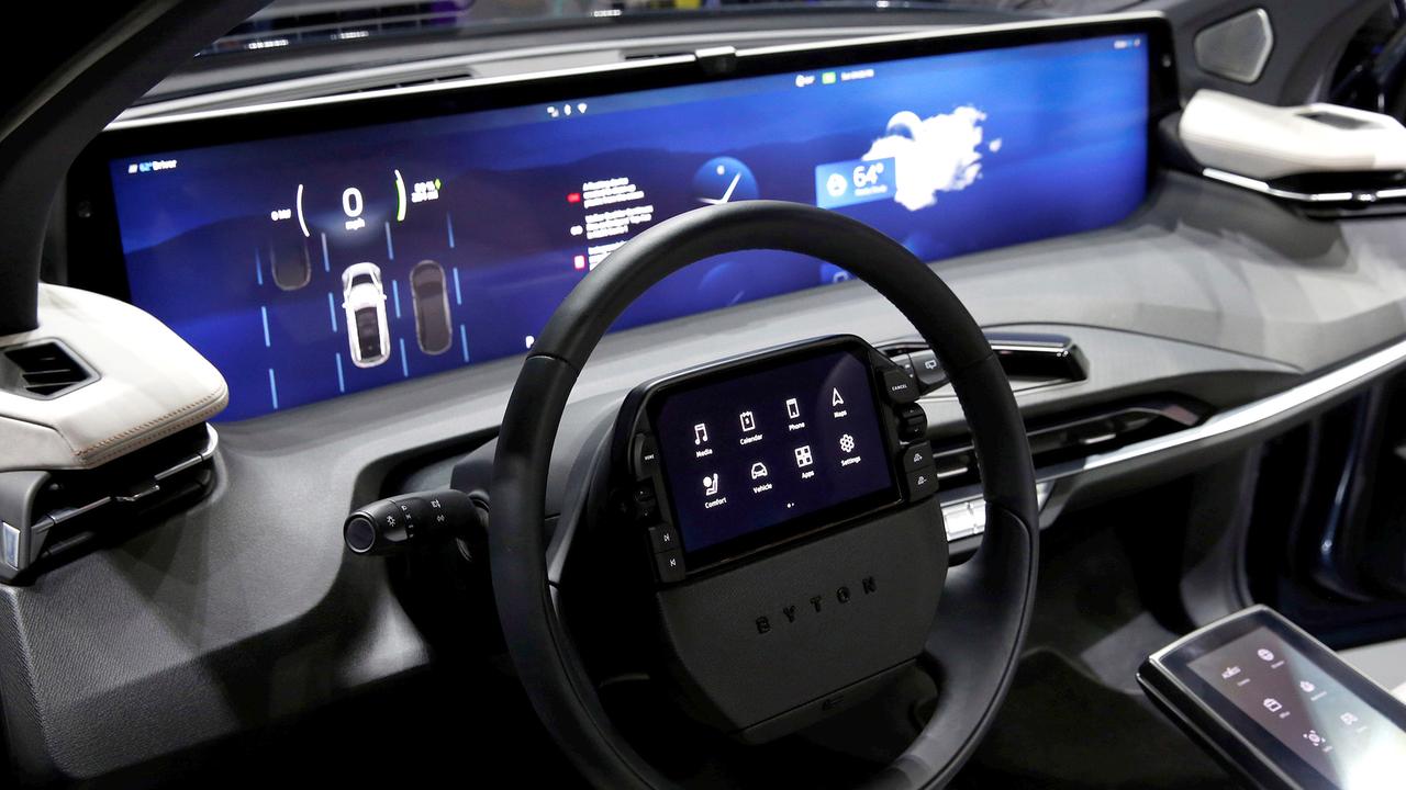 Neue E-Autos bei CES: Solarpanels und Entertainment im Cockpit - ZDFheute