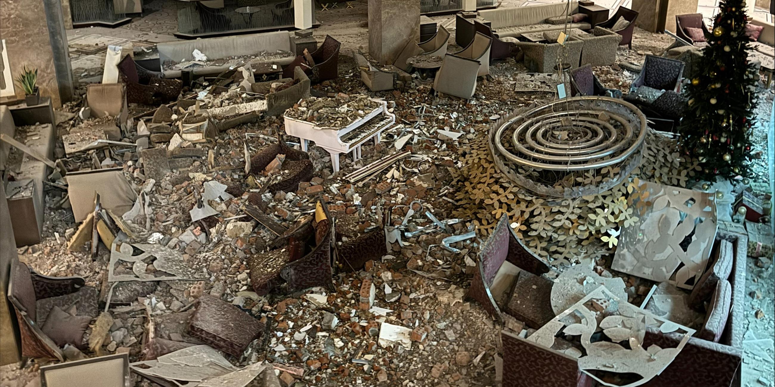 Zerstörung im Charkiw Palace Hotel