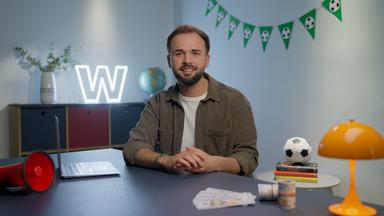 ZDF-Wirtschaftsreporter Christian Hauser im Studio von "WISO - Wirtschaft erklärt"
