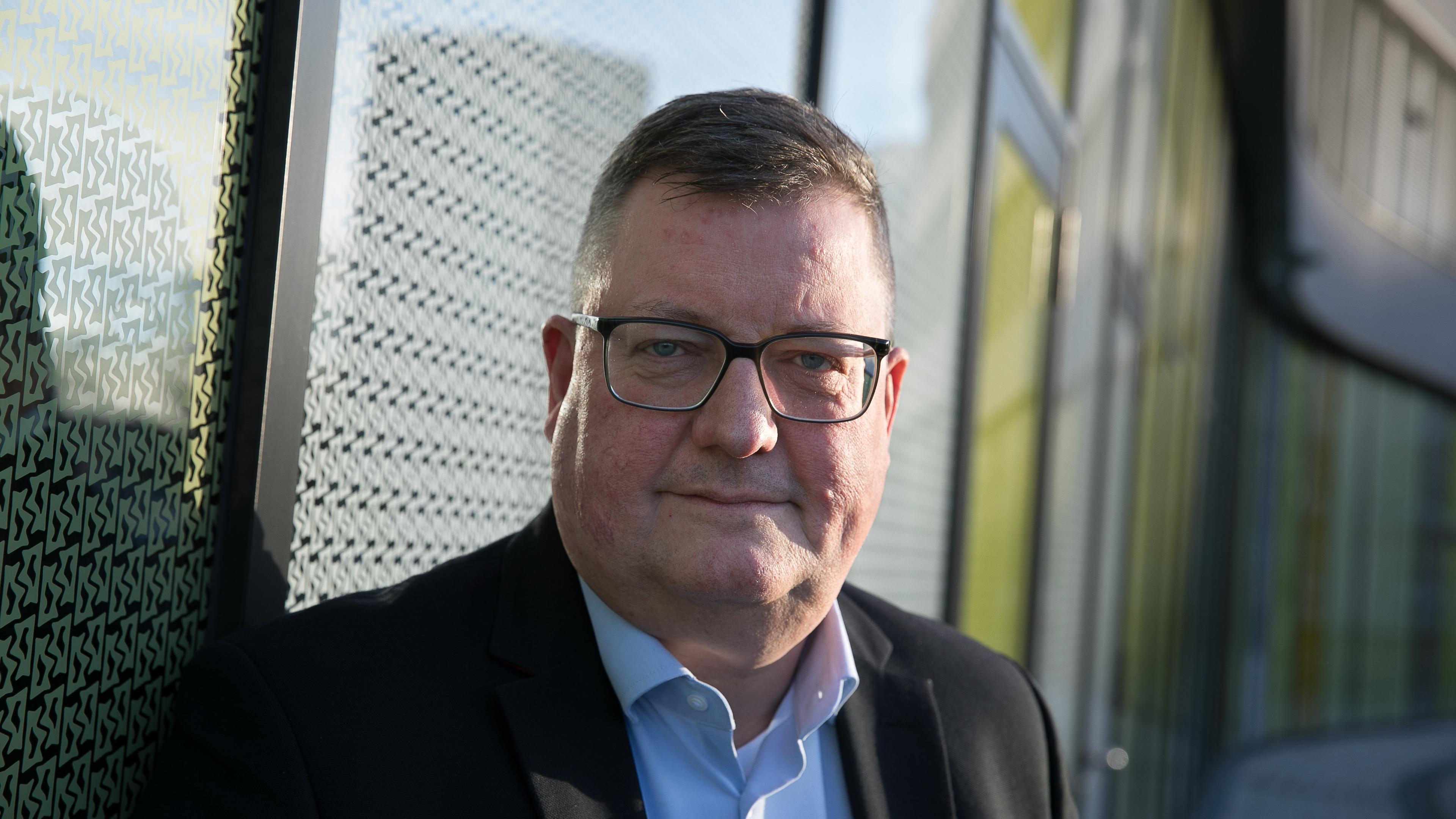 ADACPräsident kritisiert Debatte um EAutos ZDFheute