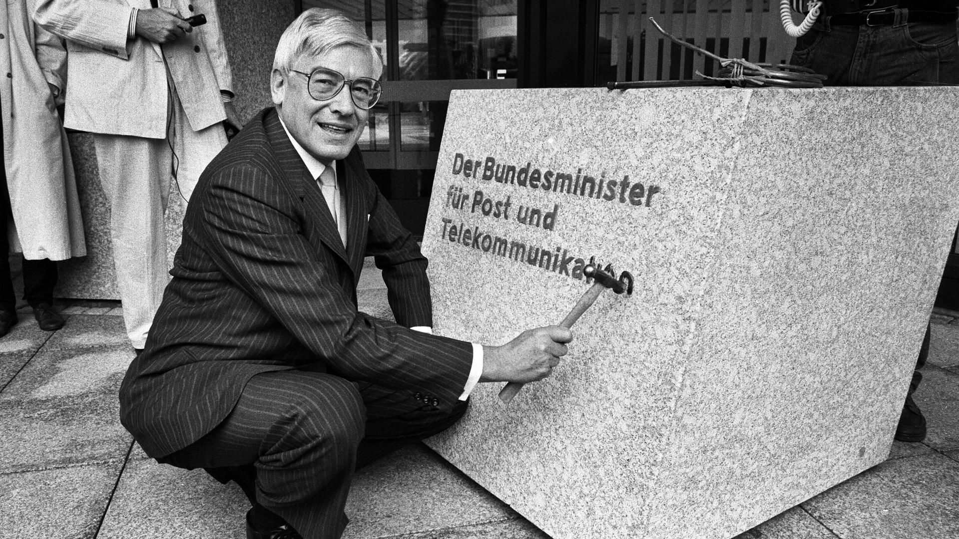 Christian Schwarz-Schilling (Archivfoto 1989)