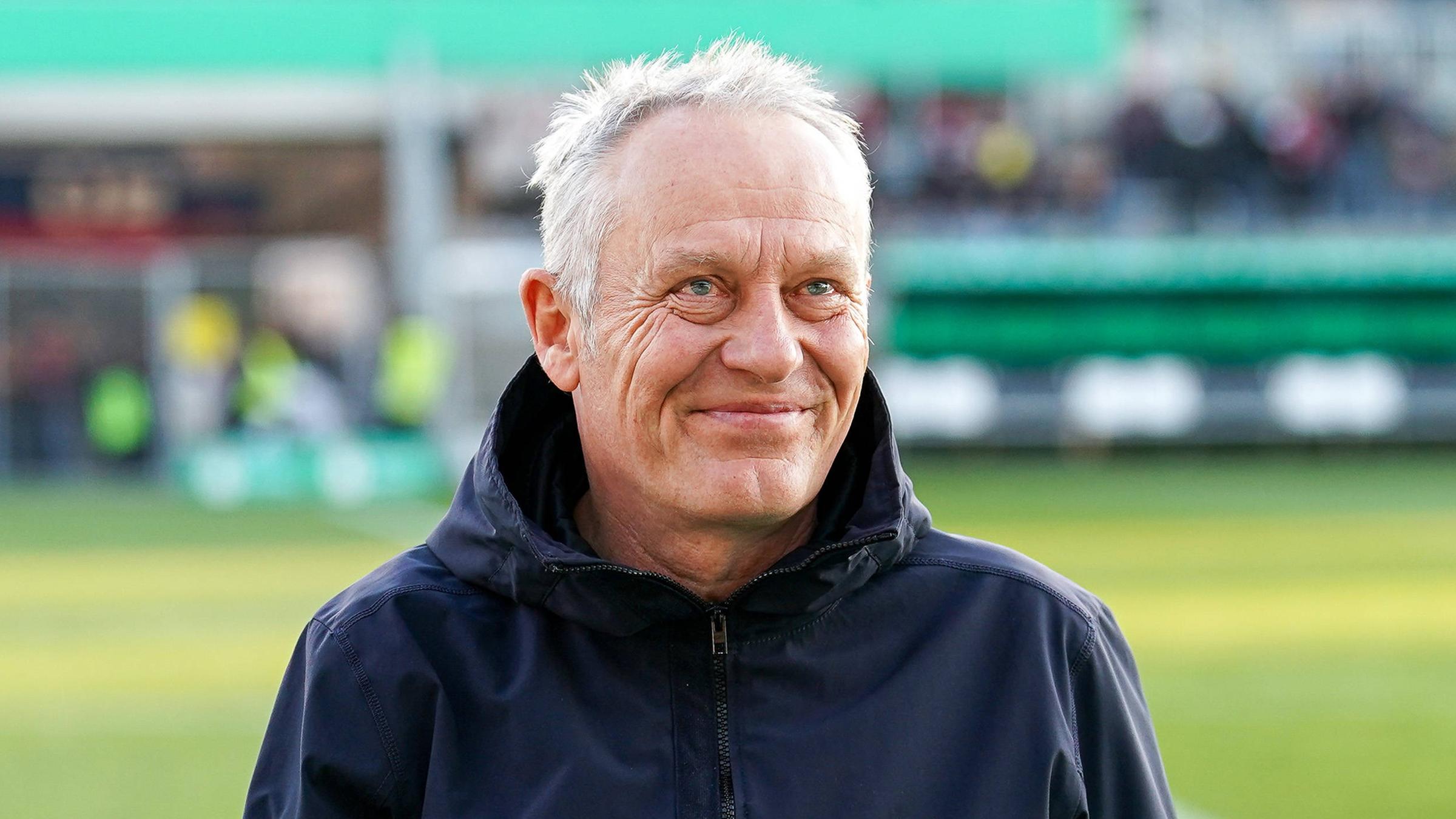 Porträt von Christian Streich dem Cheftrainer des SC Freiburg.