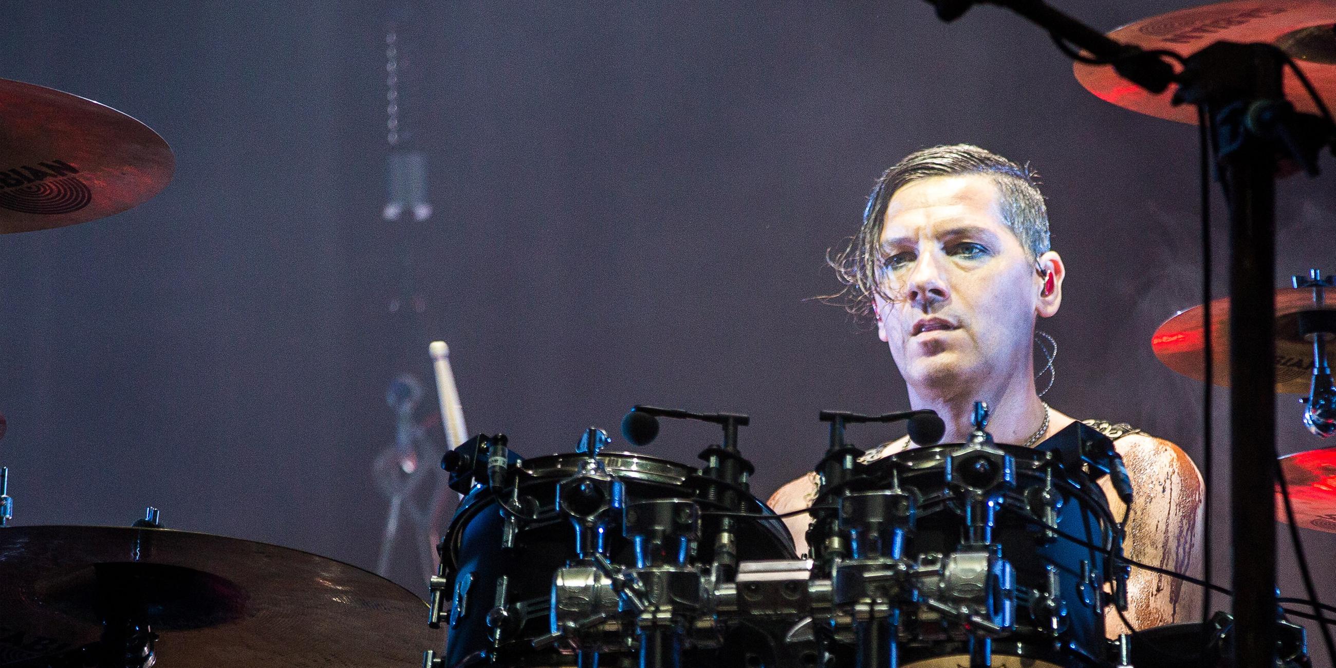 Archiv: Rammstein-Drummer Schneider bei einem Konzert in Odense, Dänemark