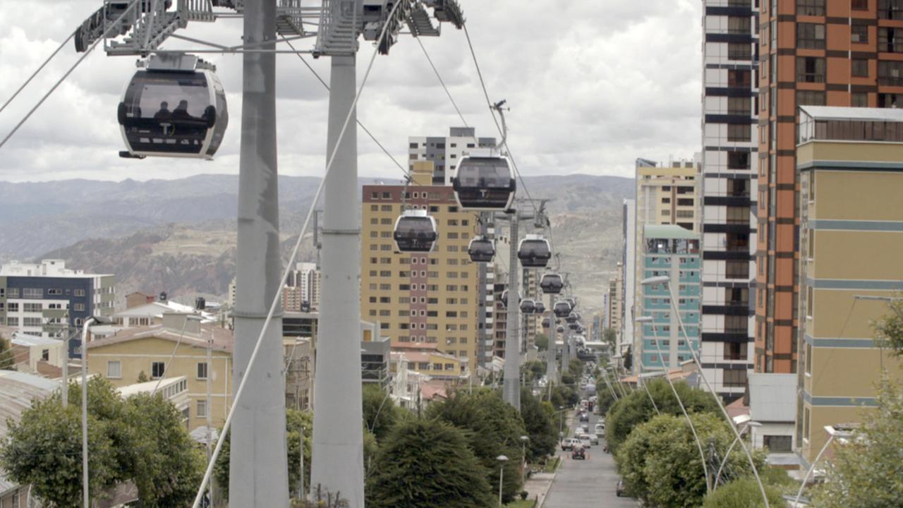 "planet e.: Seilbahn und Flugtaxi - Wege aus dem Verkehrskollaps?": City-Seilbahn über La Paz.