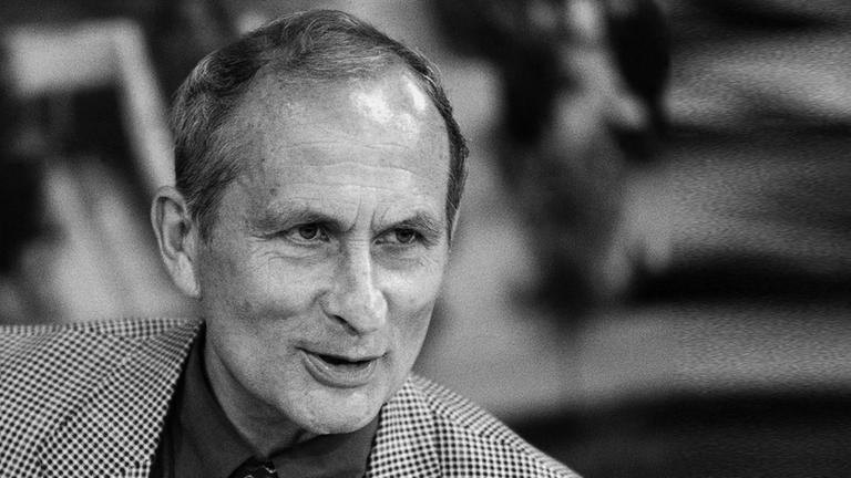 Dr. Walter Konrad