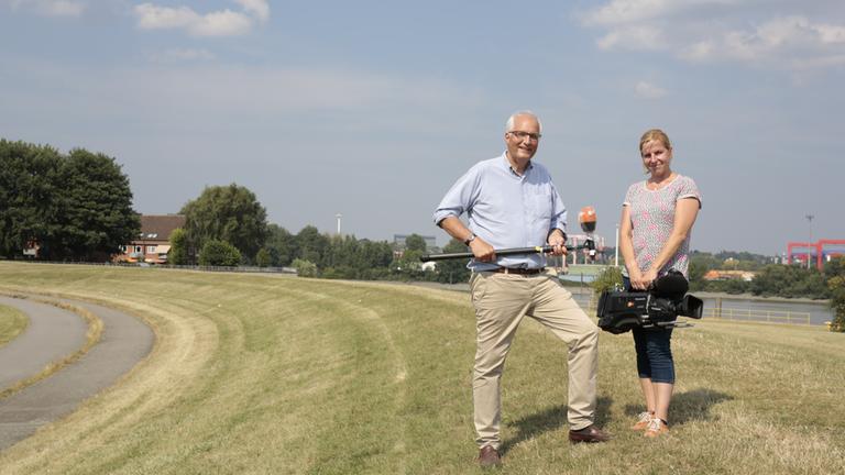 ZDF in Hamburg-Finkenwerder: Ralf Zimmermann von Siefart und Karen Hinkelmann