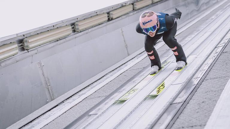 Skispringer auf der Schanze