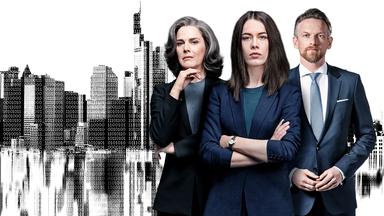 "Bad Banks": Christelle Leblanc (Désirée Nosbusch), Jana Liekam (Paula Beer), Gabriel Fenger (Barry Atsma)