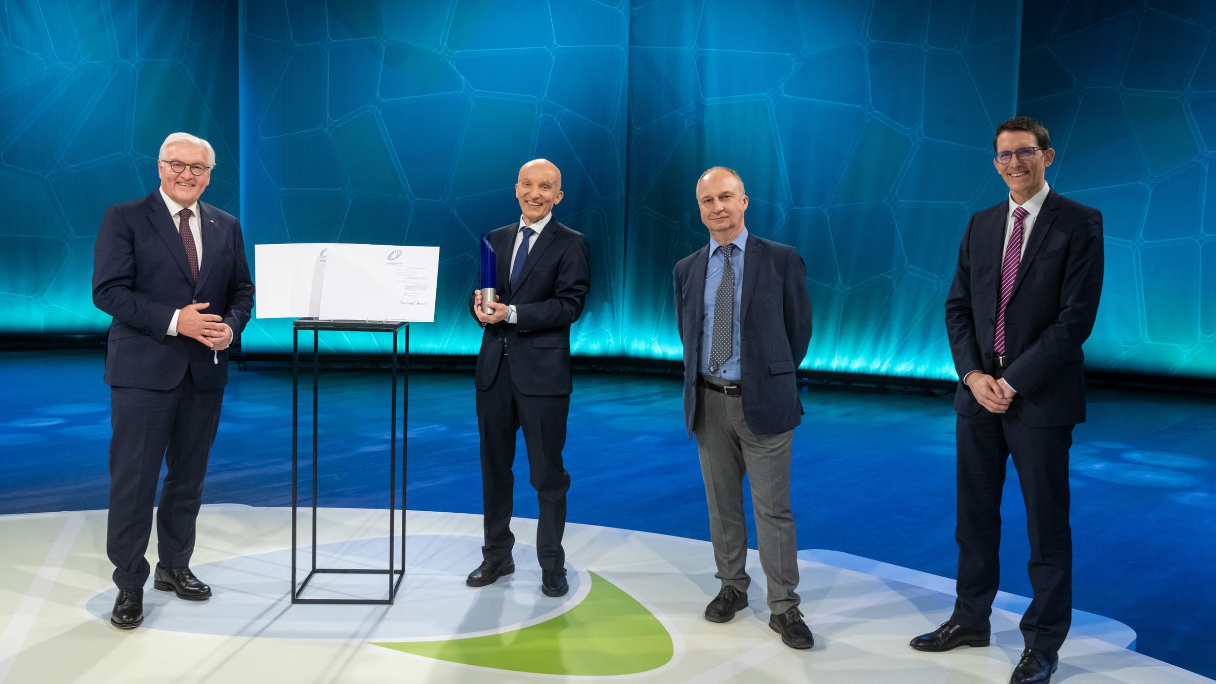 "Deutscher Zukunftspreis 2020": Bundespräsident Frank-Walter Steinmeier, Dr. rer. nat. Peter Kürz, Dr. rer. nat. Sergiy Yulin, Dr. rer. nat. Michael Kösters