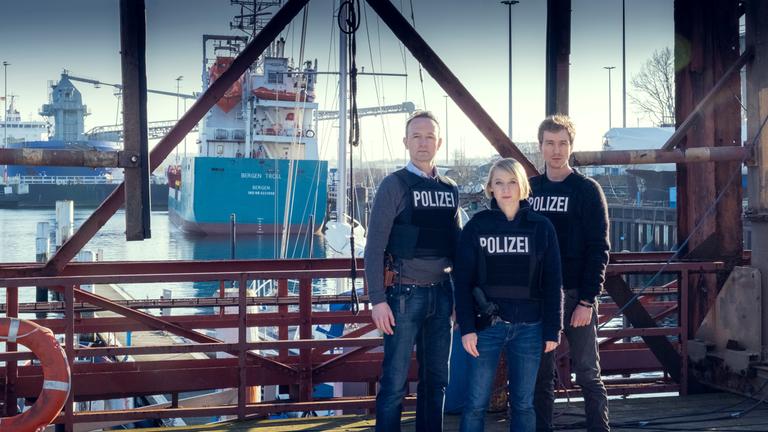 "Solo für Weiss - Schlaflos": Jan Geissler (Peter Jordan), Nora Weiss (Anna Maria Mühe), Simon Brandt (Jan Krauter).