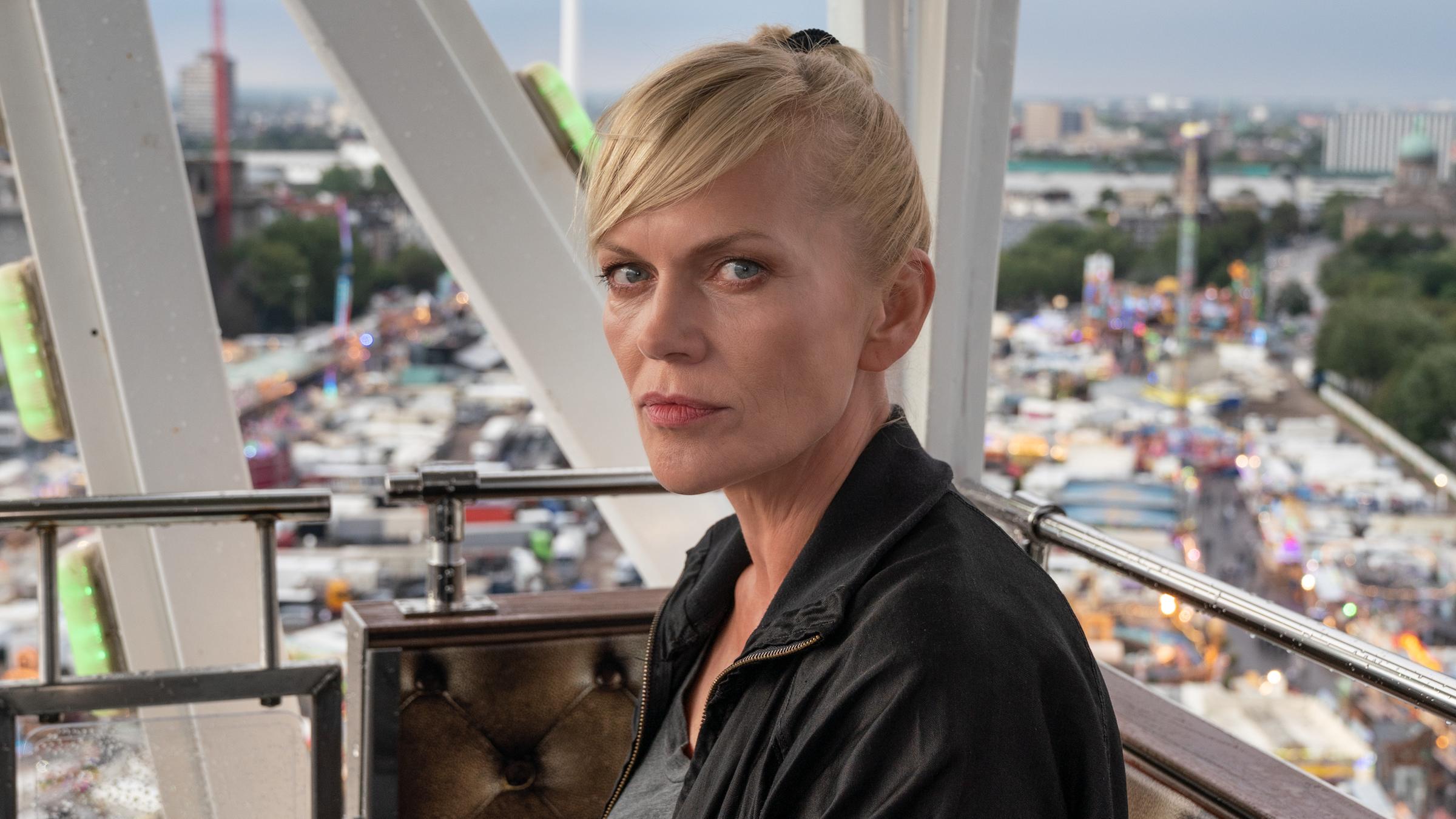 "Helen Dorn - Wer Gewalt sät": Helen Dorn (Anna Loos)