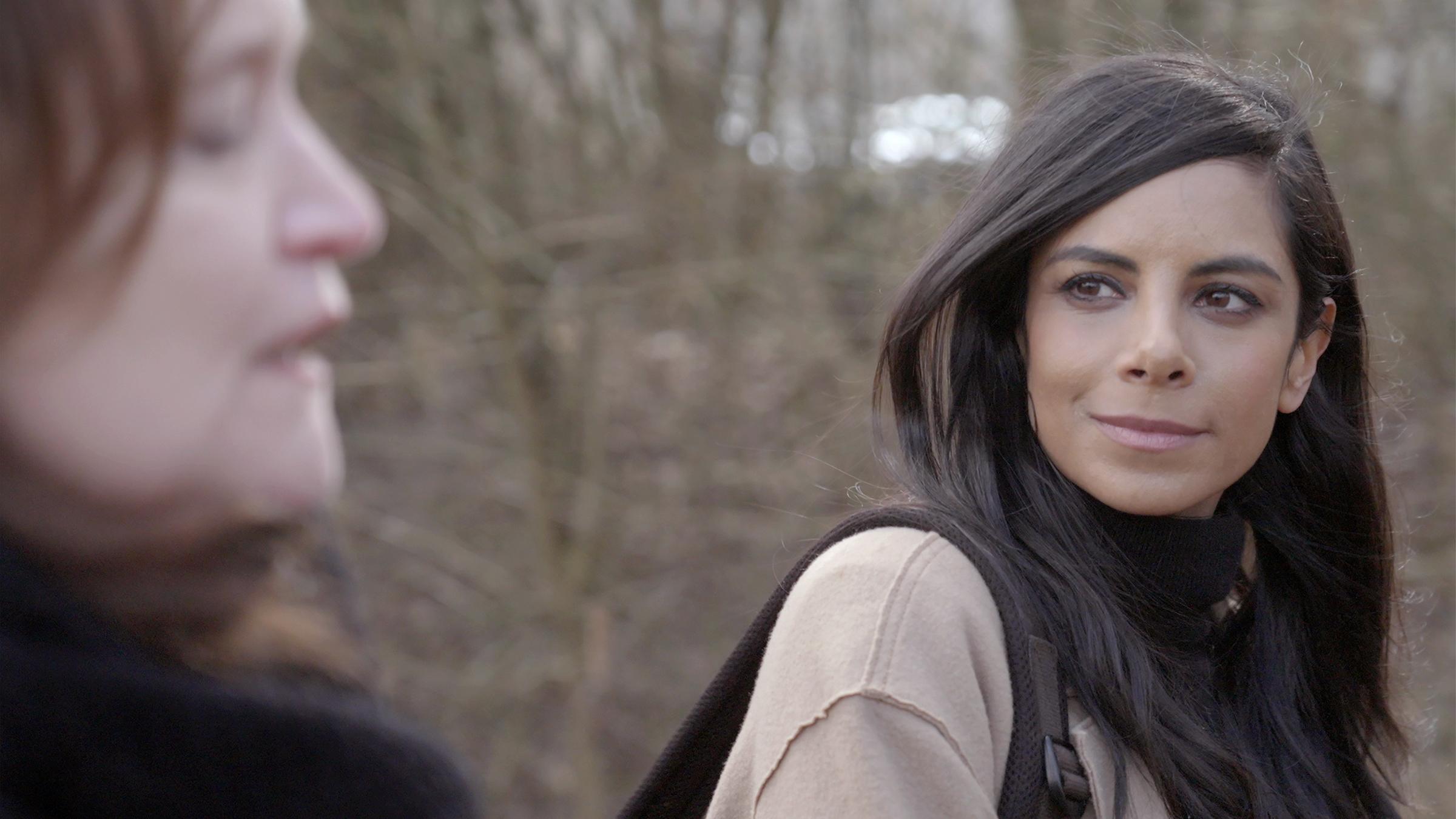 "Die Moral von der Geschicht' - Mit Collien Ulmen-Fernandes": Collien Ulmen-Fernandes im Gespräch  mit Neurowissenschaftlerin Prof. Sommer.