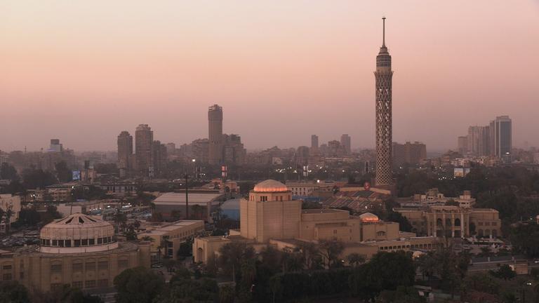 "Dunkle Geschäfte - Organhandel in Ägypten": Die Stadt Kairo im Licht der untergehenden Sonne.