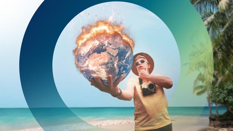 "planet e.: Reiselust - Klimafrust - Tourismus in Zeiten des Klimawandels": Symbolisch für die möglichen Folgen des Tourismus hält ein Tourist eine brennende Weltkugel in ausgestreckter Hand.