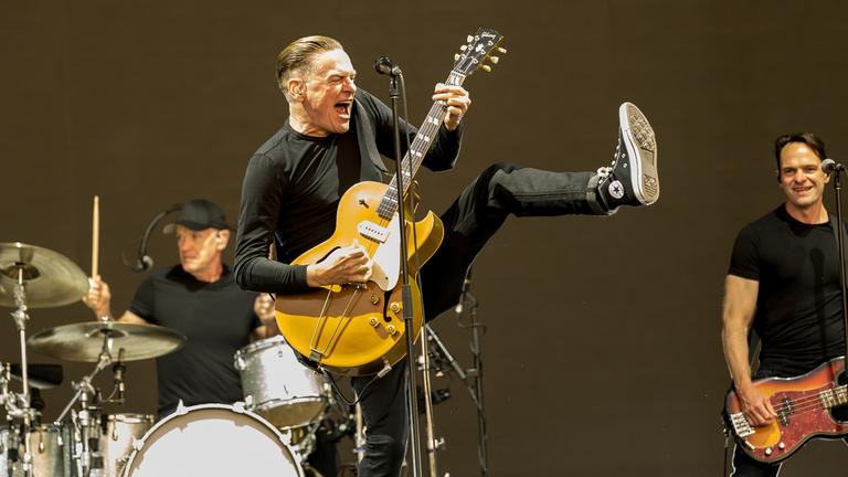 3sat Thementag "Pop around the Clock": Bryan Adams: Live at Royal Albert Hall, London, Großbritannien, 2024