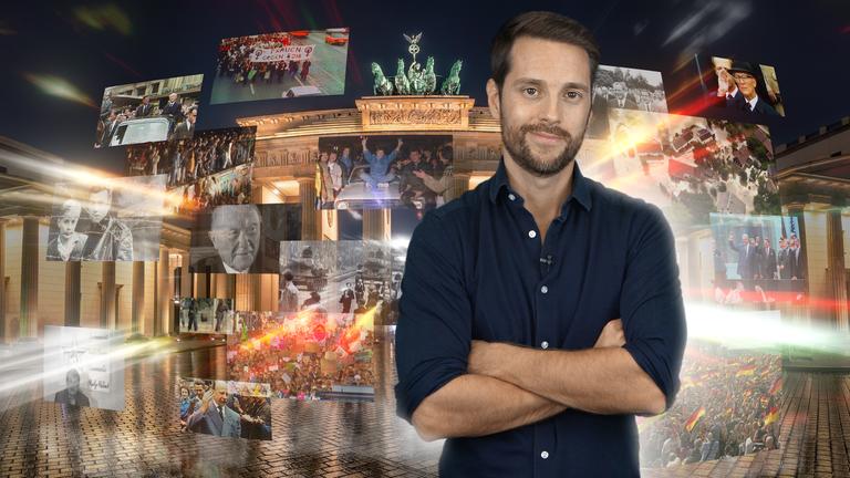 "75 Jahre Deutschland: Der große Test - mit Mirko Drotschmann": Montage: Presenter Mirko Drotschmann steht vor Archivbilden aus 75 Jahren deutscher Geschichte.