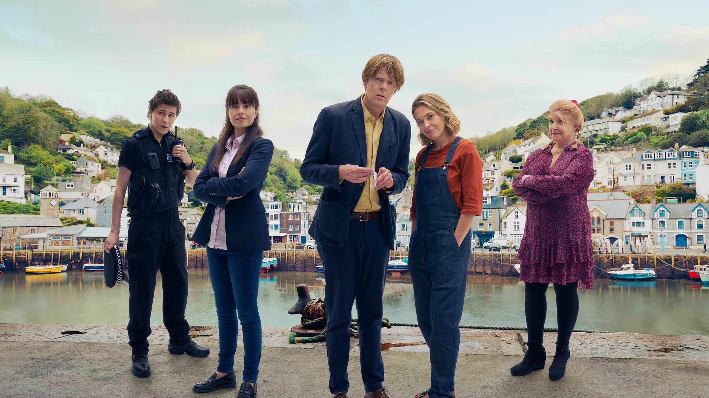 "Beyond Paradise": Key Visual : Kelby (Dylan Llewellyn), Esther (Zara Ahmadi), Humphrey (Kris Marshall), Martha (Sally Bretton), Margo (Felicity Montagu)