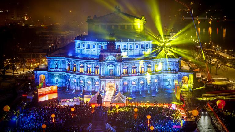 "Semperopernball 2025": Semperoper (eine Aufnahme von der Veranstaltung 2017).