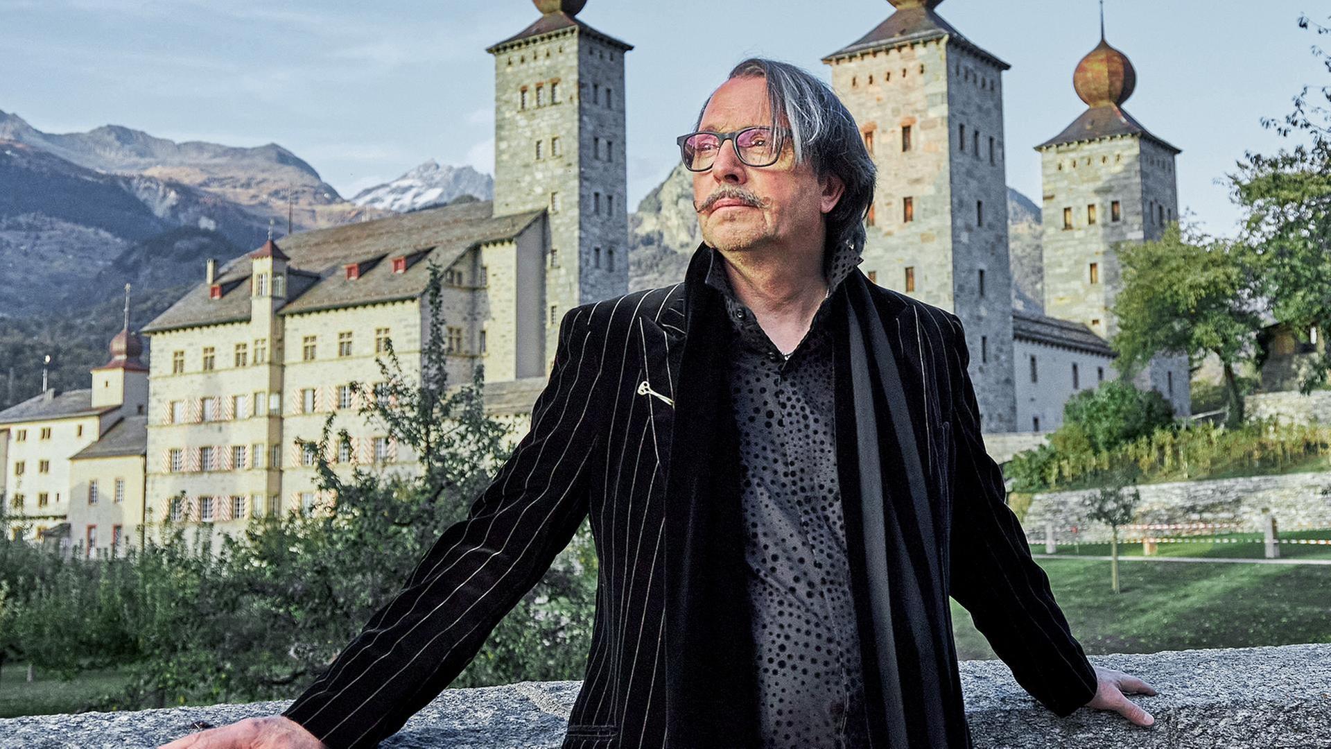 Infantinos Friseur – Leo Marchetti und die FIFA Milliarden