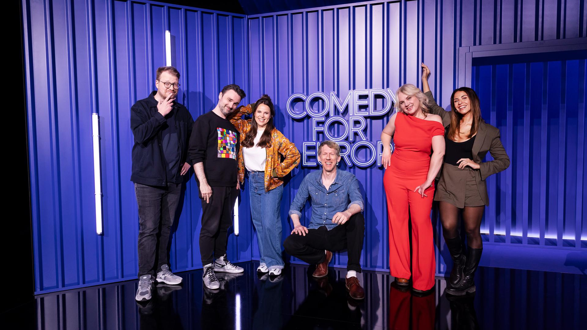 Julia Gámez Martin präsentiert „Comedy for Europe“