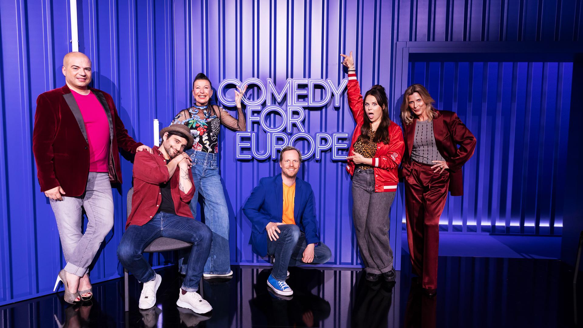 Julia Gámez Martin präsentiert „Comedy for Europe“