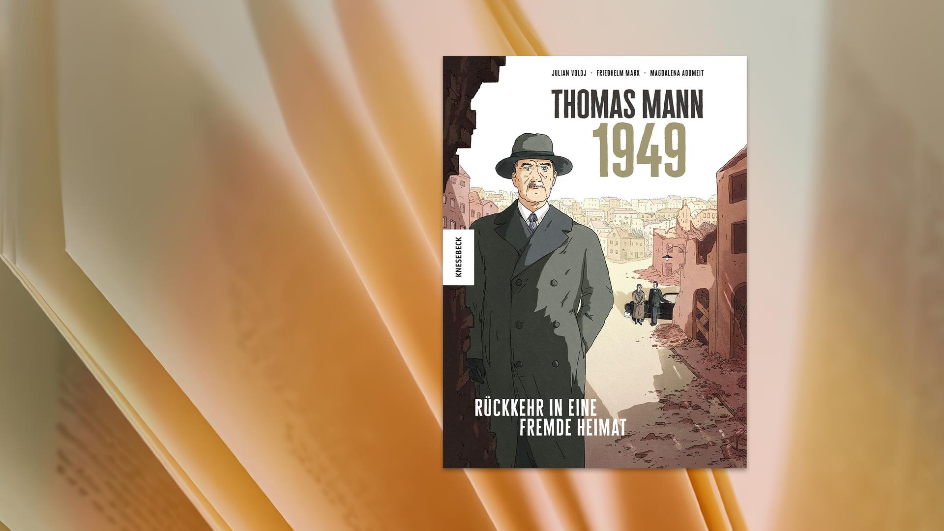 Auf dem Umschlag des Comics sieht man die Illustration eines Mannes mit Mantel und Hut, der vor einer Stadt in Trümmern steht.