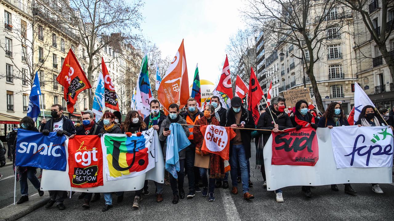 logo! : Grève des enseignants en France – ZDFtivi