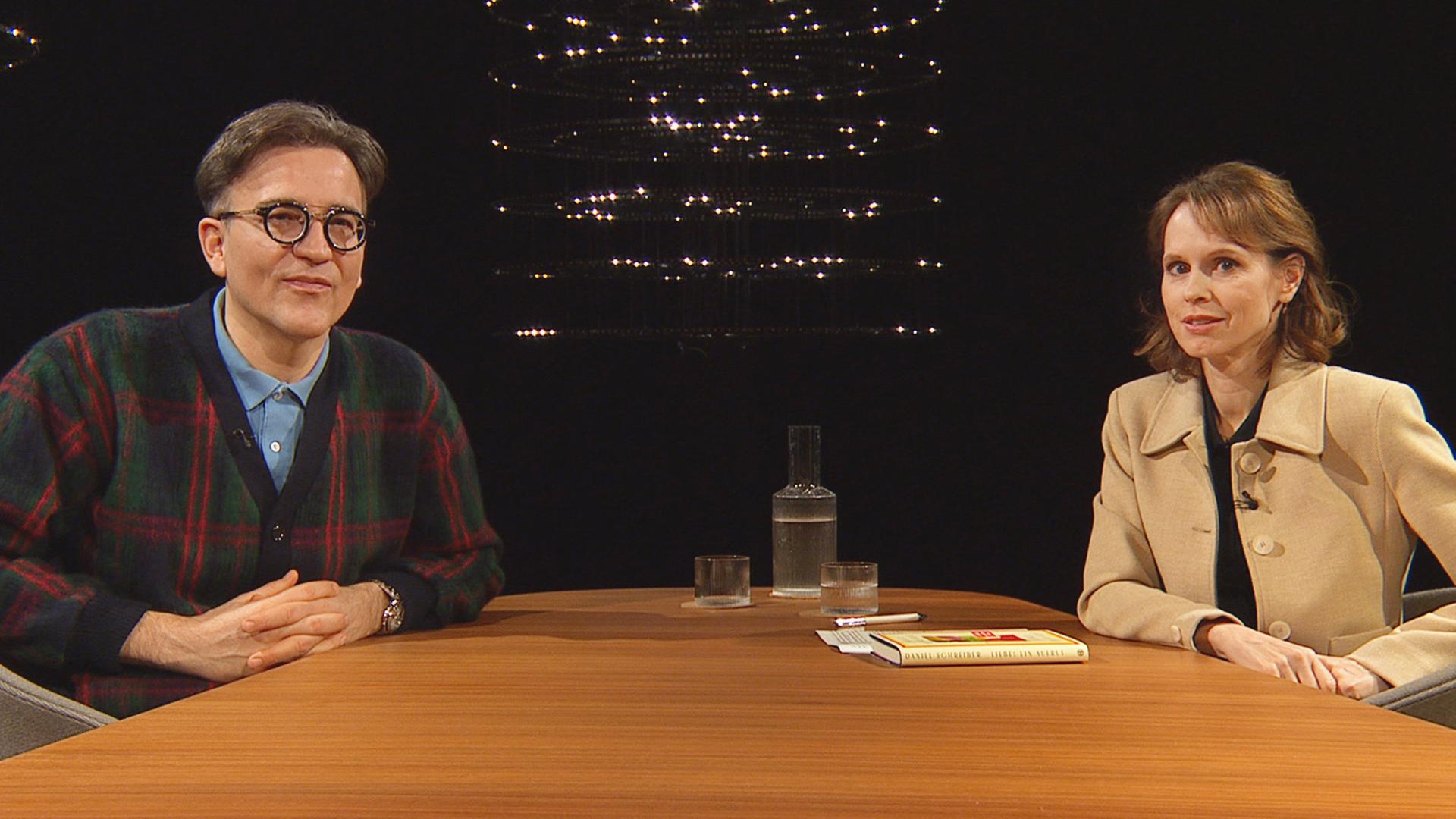 Daniel Schreiber, Schriftsteller, mit Moderatorin Barbara Bleisch