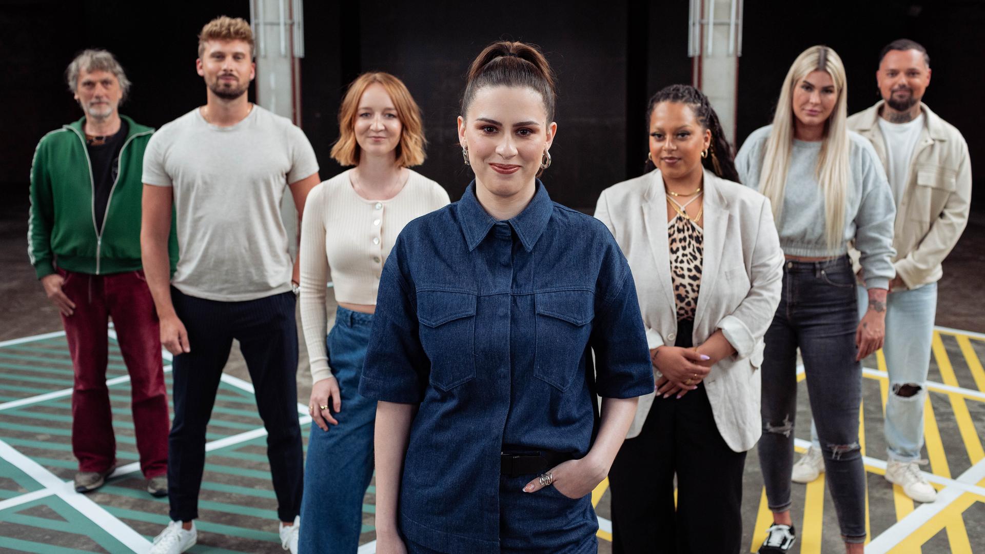 Salwa Houmsi mit Gästen