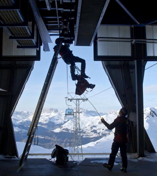 Winterwunderland Schweiz per Bahn