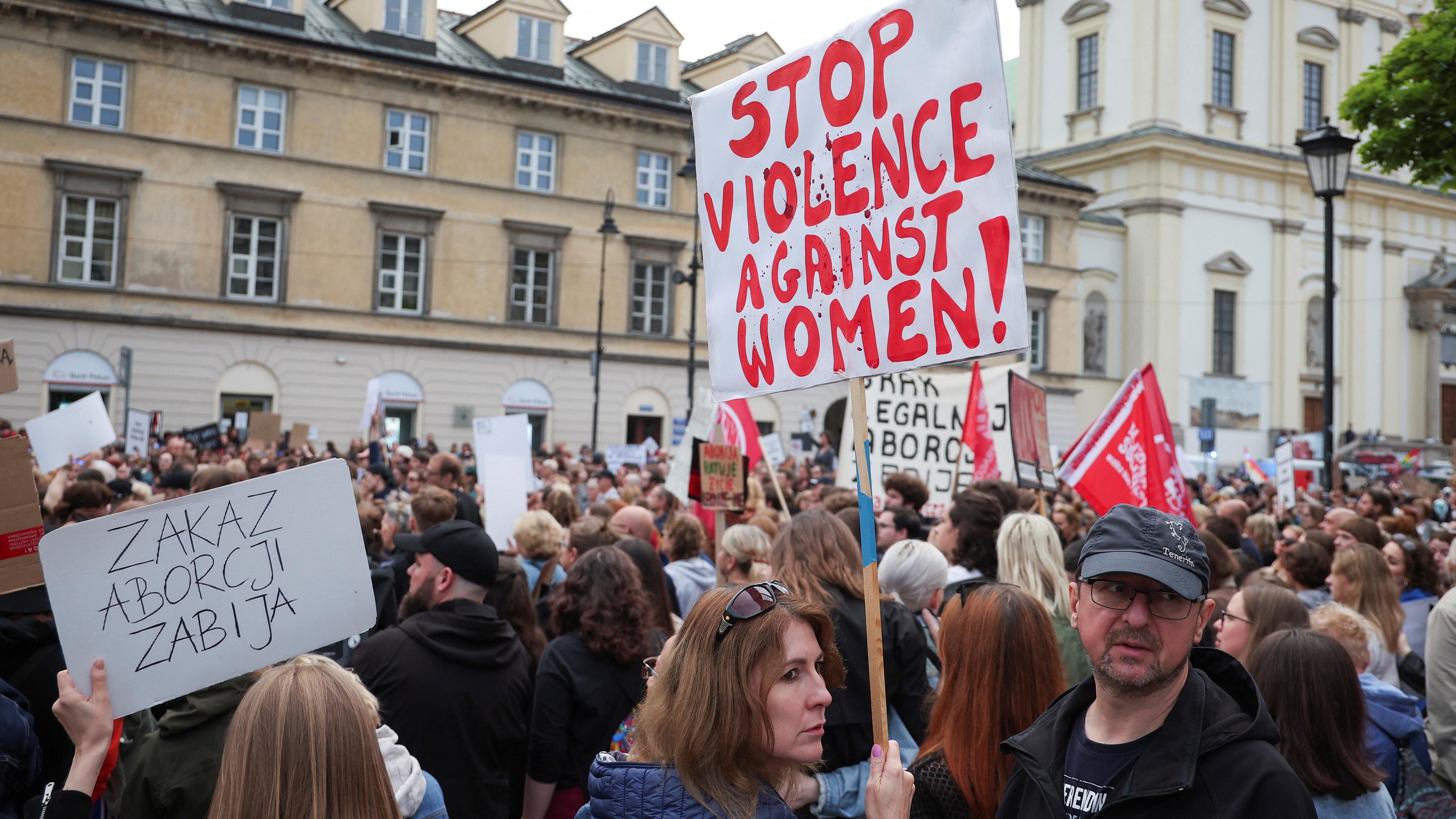 Archiv: Demonstration in Warschau gegen die polnischen Abtreibungsgesetze am 14.6.2023