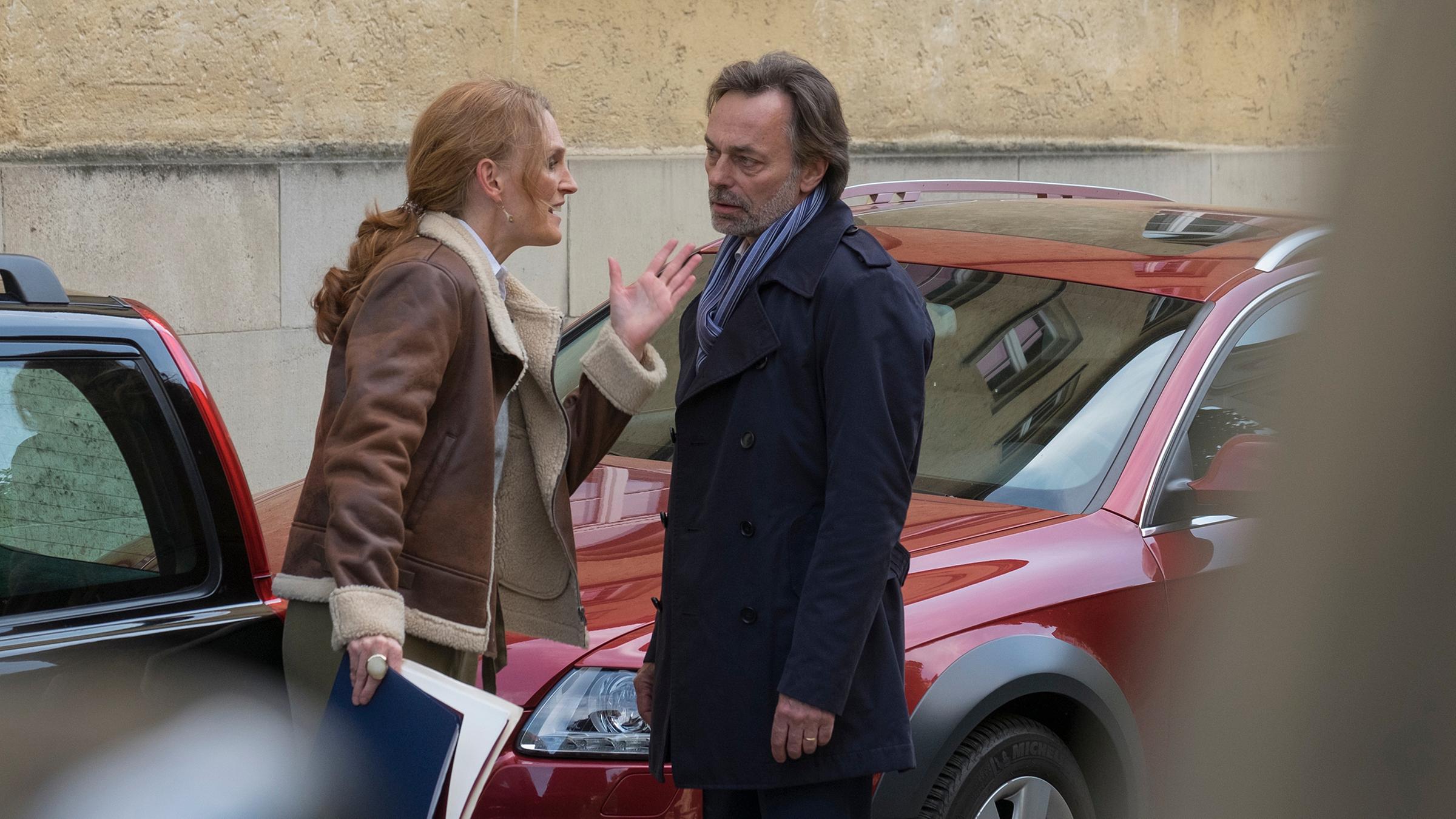 Sylvia Kramer (Katja Lechthaler) und Hannes Maier (Peter Benedict) in der Folge "Schuld und Sühne"
