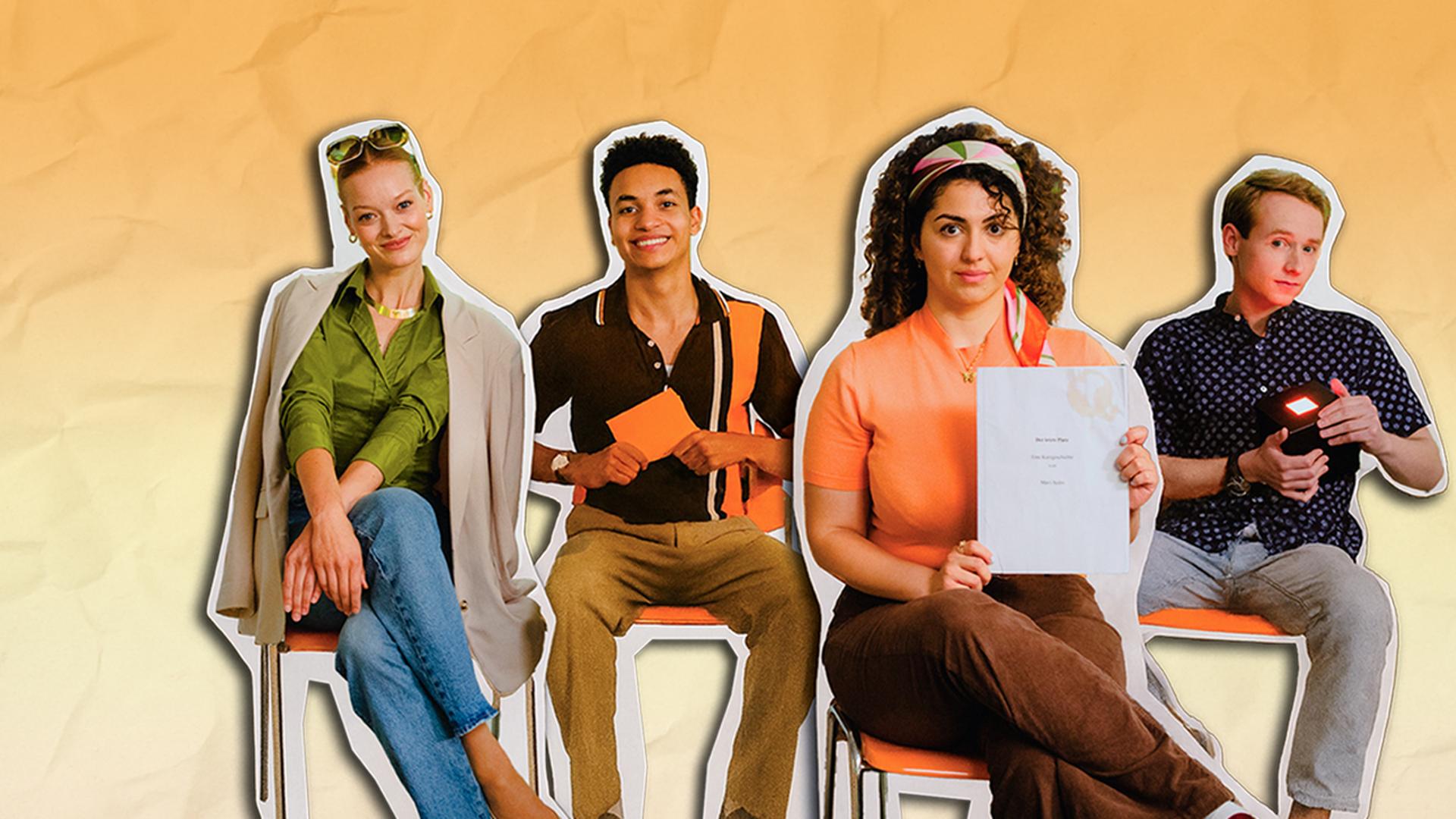 Die vier Hauptdarsteller des ZDF-Fiction-Volo-Kurzfilms nebeneinander vor organgefarbenem Hintergrund 