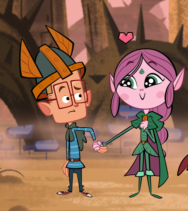 Ephi hält mit Marcus Händchen und schaut diesen verliebt an. Marcus ist verwirrt.