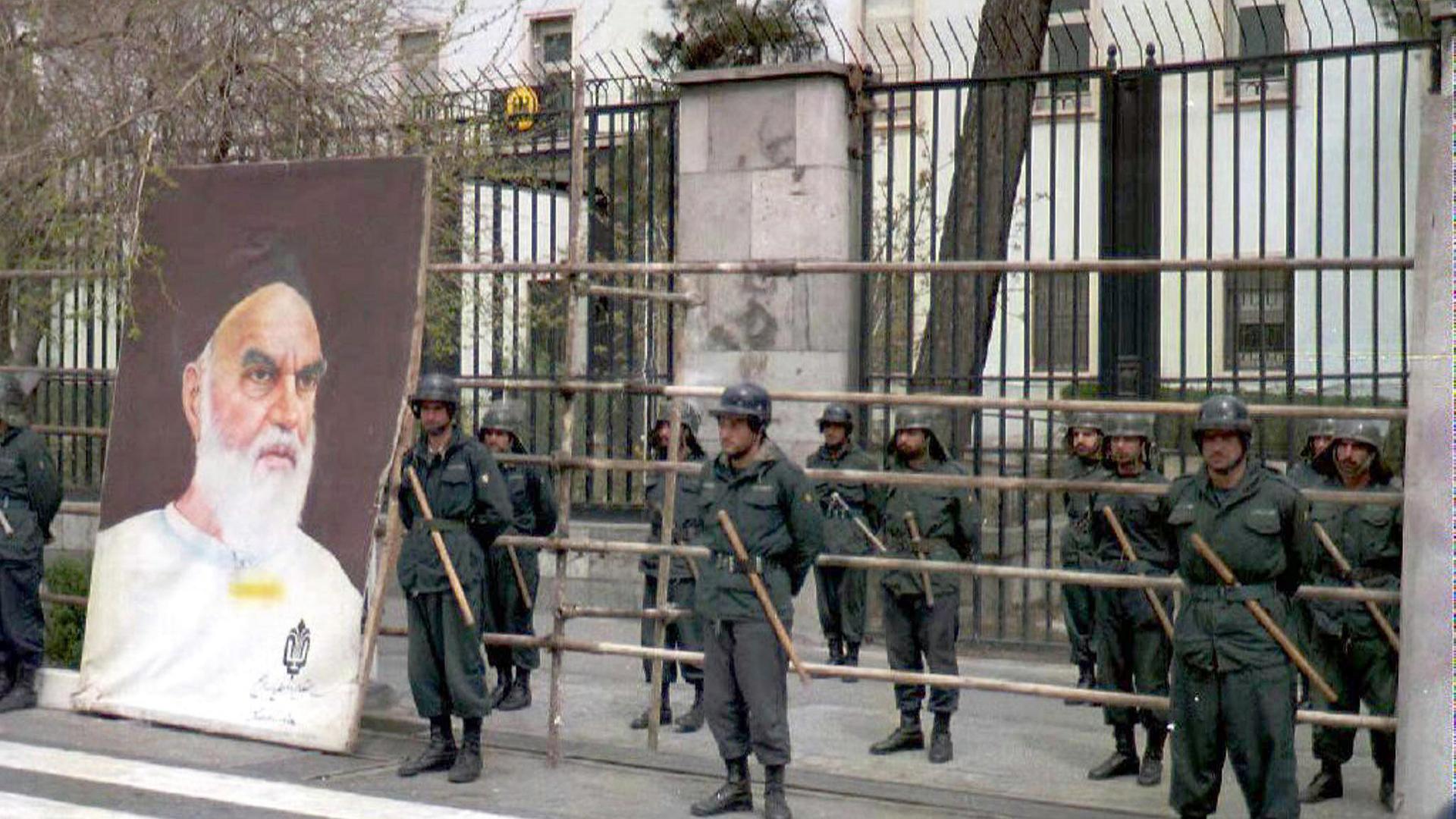 Bewachte Deutsche Botschaft in Teheran - Iran
