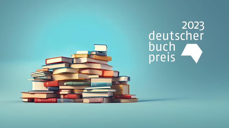 Bücherstapel. Logo Deutscher Buchpreis 2023. Hintergrund Türkis.