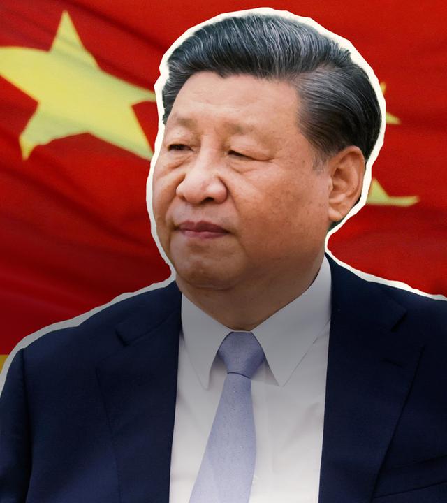 Xi Jinping vor Chinesischer und Deutscher Flagge