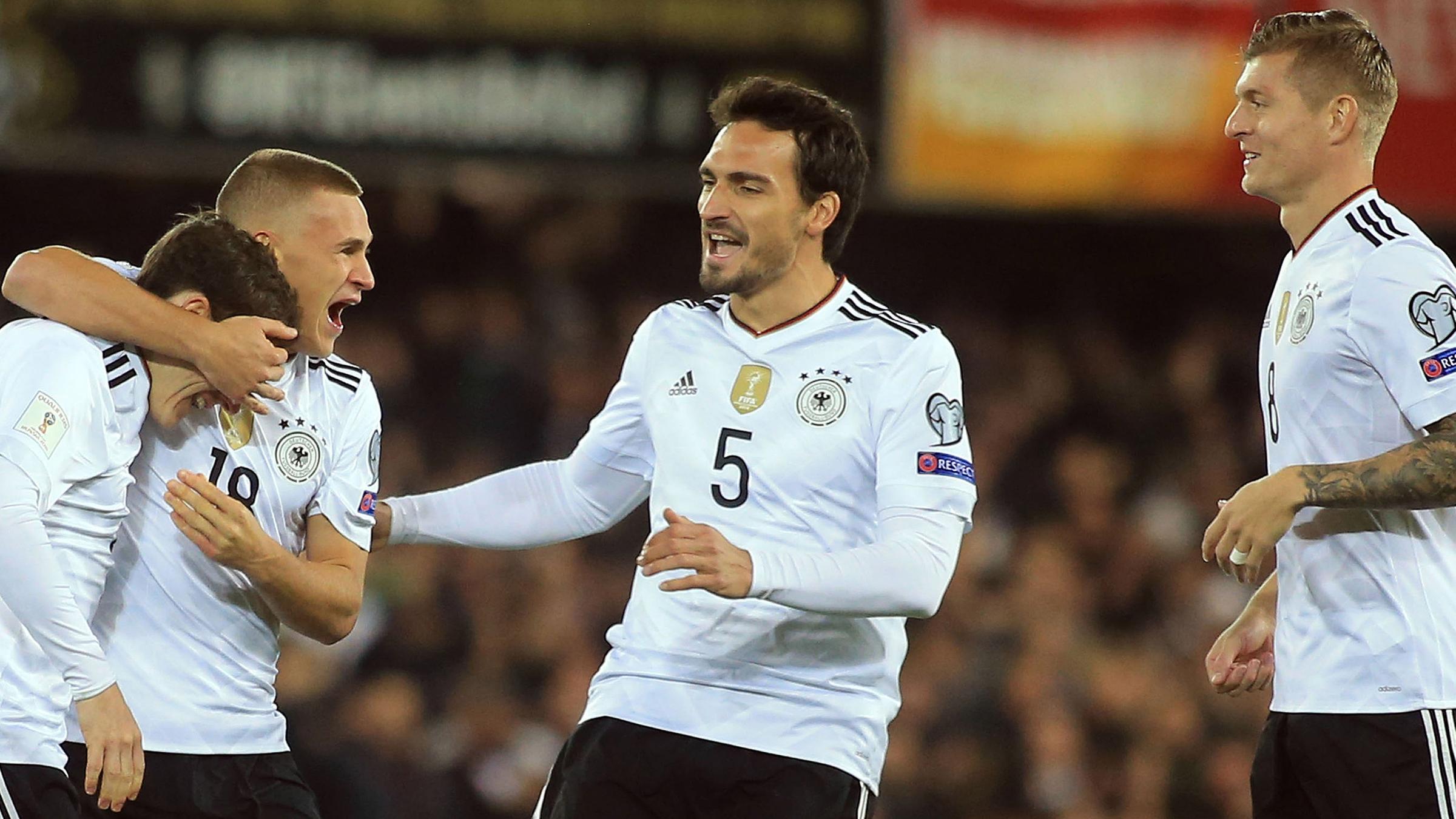 fußball trikot erstellen online