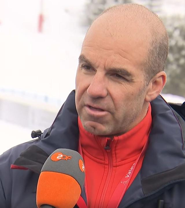 OK-Chef Didier Defago im ZDF-Interview in Crans Montana